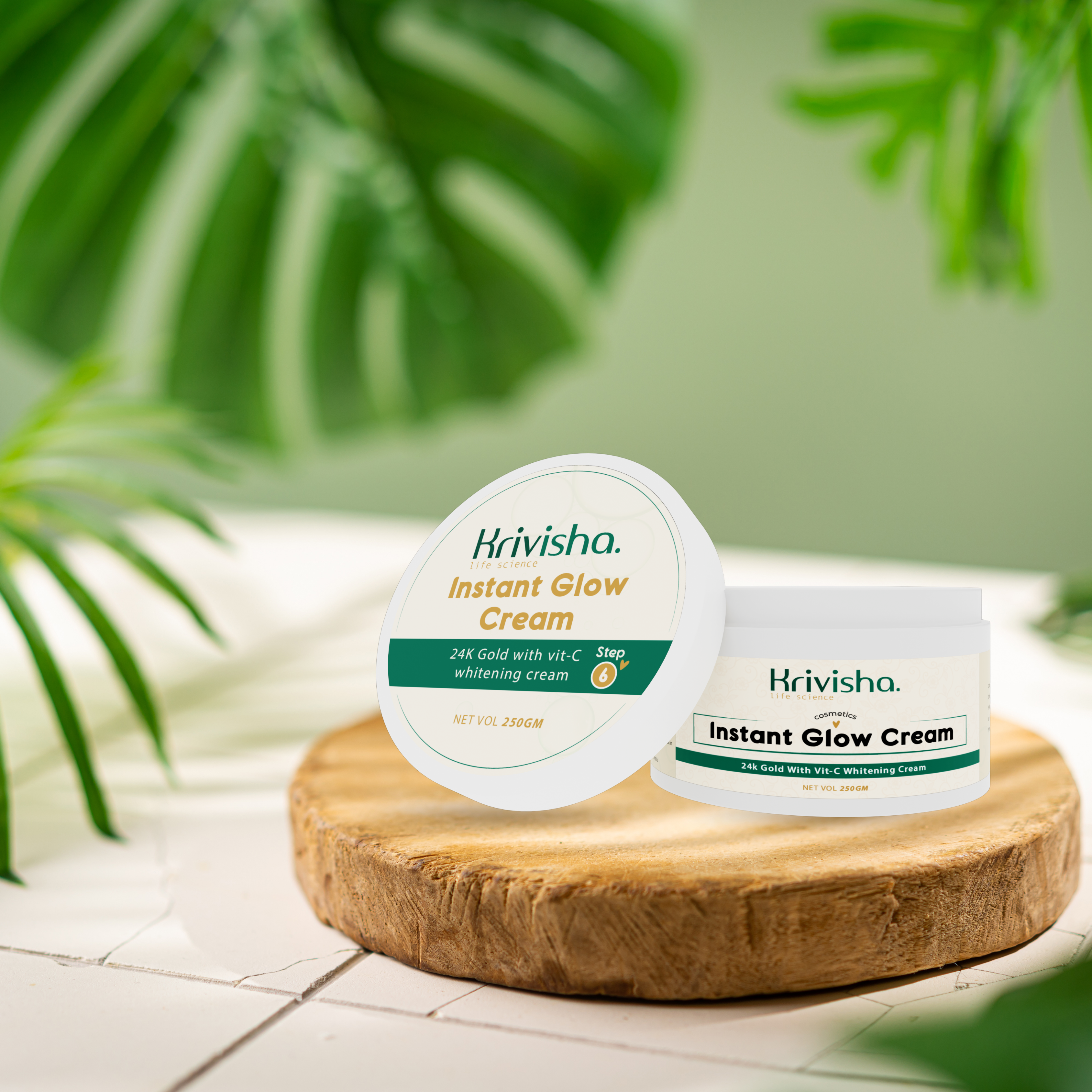 Instant Glow  Natural Glow Cream With Vitamin -C ,Almond Oil For Improves Skin  Cell Turnover